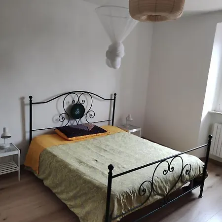 Il Grazioso Appartamento Di Chiara Con Posto Auto Privato Livorno Exterior photo